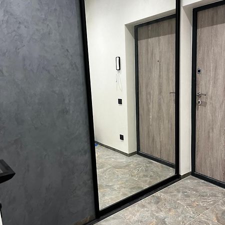 Квартира В Новому Жк Дрім Таун Lutsʼk Exteriör bild
